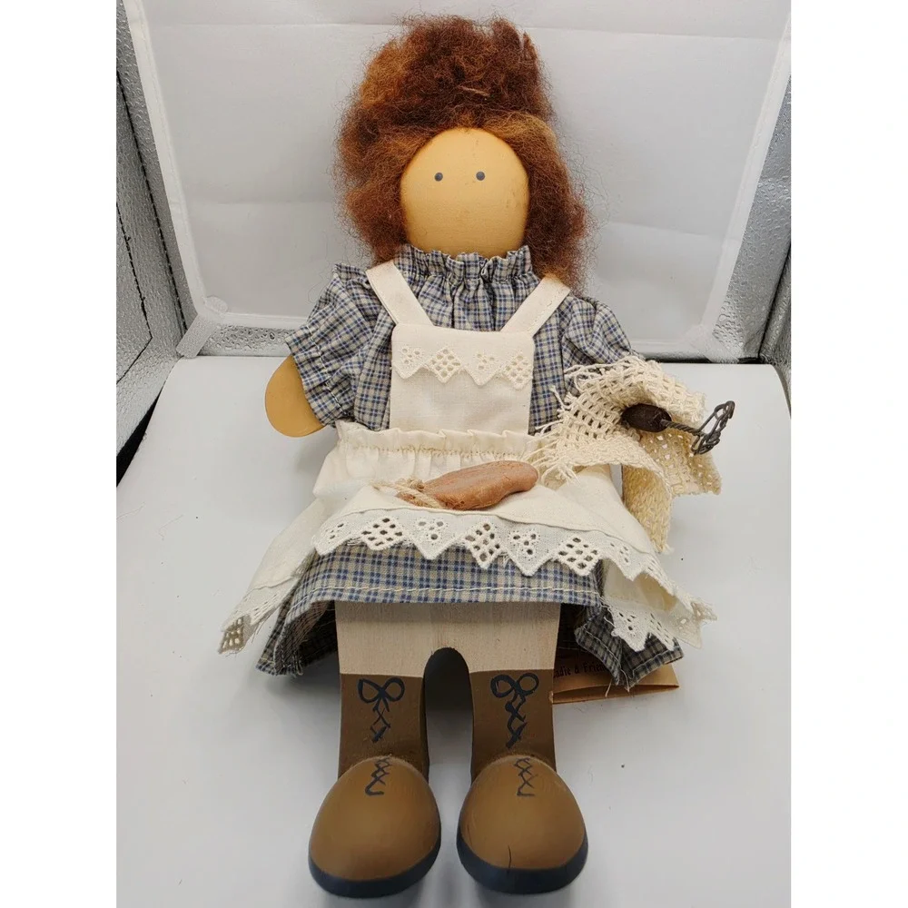Lizzie High vtg 1989